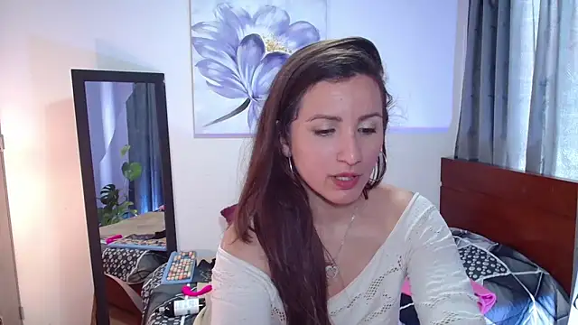 Snapshot of vanessabrown_ chatting on 03-15-25, 05:59 vanessabrown online show from 03-15-25, 05:59
