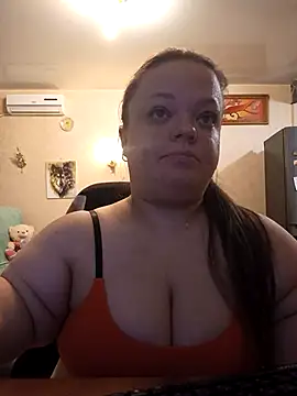 Janiffer MiMi online show from 03-18-25, 07:31