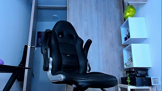 Ricardo 1998 online show from 02-28-25, 06:32