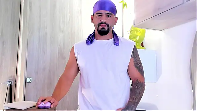 Ricardo 1998 online show from 03-17-25, 02:08