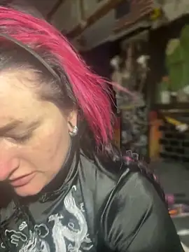 1-800-FUCKYOU online show from 12-08-24, 03:43