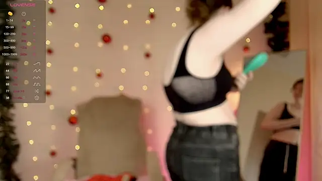 Vivian cutie online show from 12-26-24, 10:37