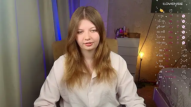 Vivian cutie online show from 02-26-26, 03:33