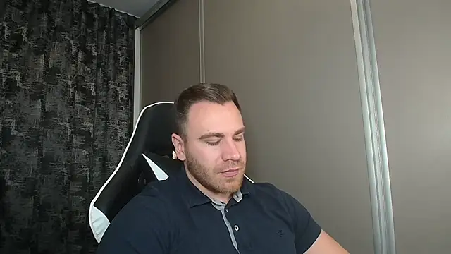 Thori92 online show from 01-04-25, 05:26