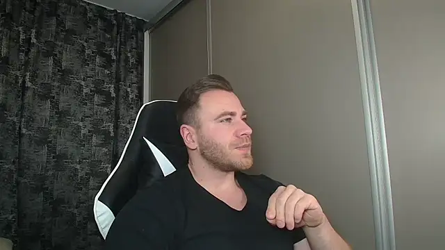 Thori92 online show from 01-05-25, 04:59