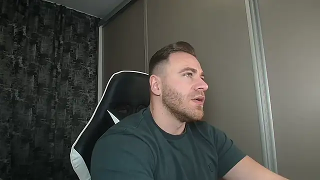 Thori92 online show from 01-11-25, 06:44