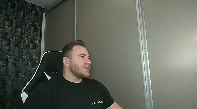 Thori92 online show from 02-02-25, 01:08