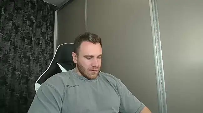 Thori92 online show from 02-03-25, 06:49