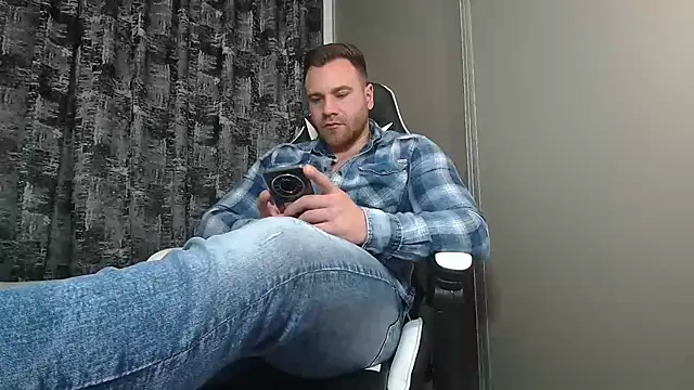 Thori92 online show from 02-17-25, 09:19