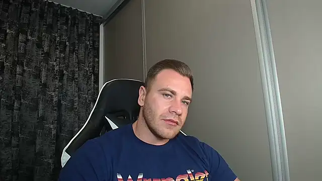 Thori92 online show from 09-24-25, 05:27