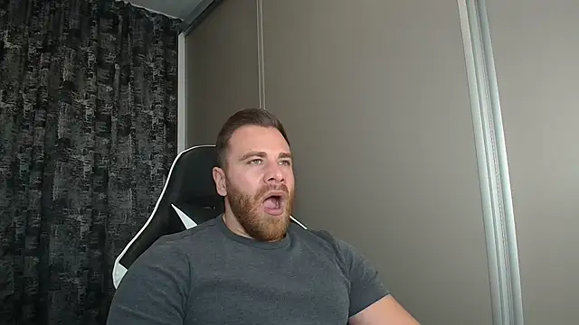 Thori92 online show from 11-02-25, 05:37