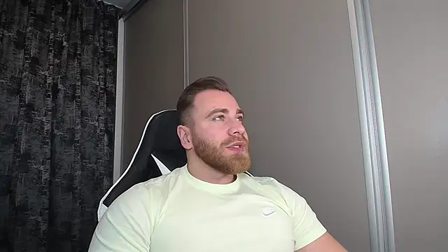 Thori92 online show from 11-25-25, 05:57