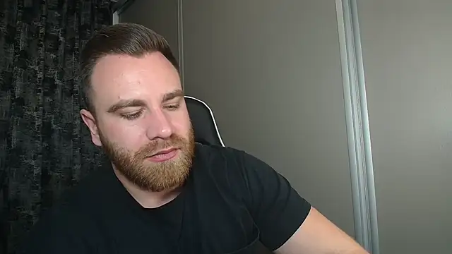 Thori92 online show from 11-27-25, 06:10