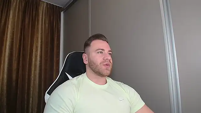 Thori92 online show from 12-21-25, 12:01