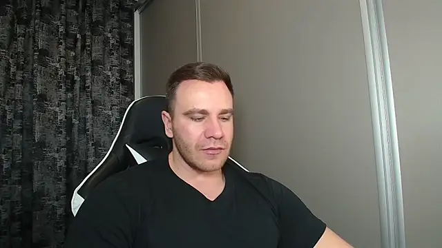 Thori92 online show from 02-26-26, 05:12