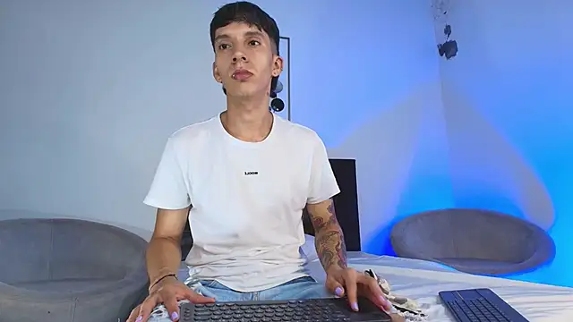 JacoboSwam online show from 03-05-25, 04:24