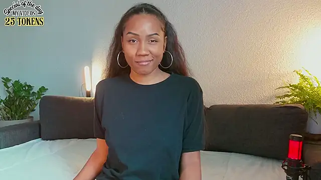 Therainqueen online show from 10-07-25, 09:06