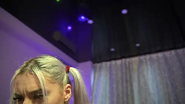 mandypeas online show from 12-19-25, 07:37