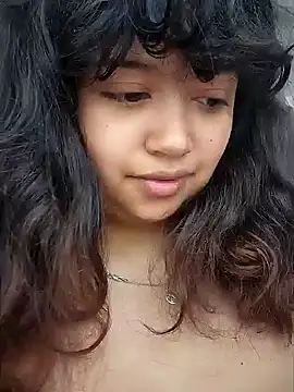 Peach Girll online show from 12-24-24, 01:50