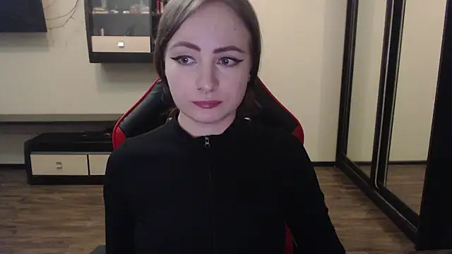 Laralianna online show from 03-02-25, 08:07