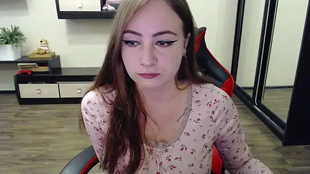 Laralianna online show from 09-10-25, 08:14