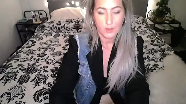 TessToy online show from 01-13-25, 05:23