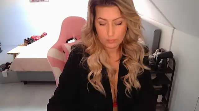 TessToy online show from 03-02-25, 11:18