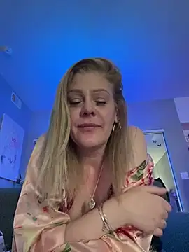 Lexi Shocker online show from 03-21-25, 05:02