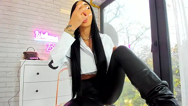 Britney Charm  online show from 11-07-25, 07:08