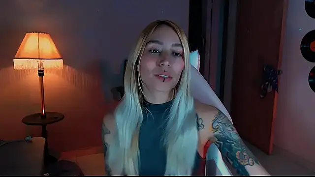 Saucy Jenn online show from 12-01-24, 10:53