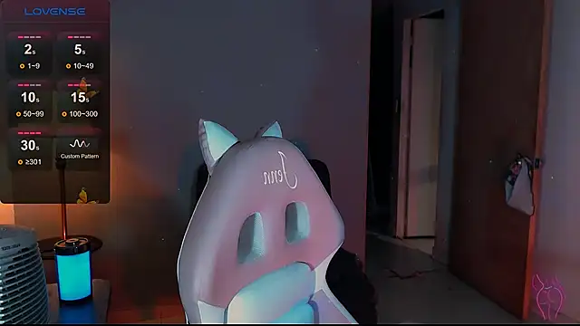 Saucy Jenn online show from 12-13-24, 03:38