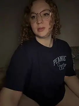 EmmieRae online show from 09-16-25, 04:57