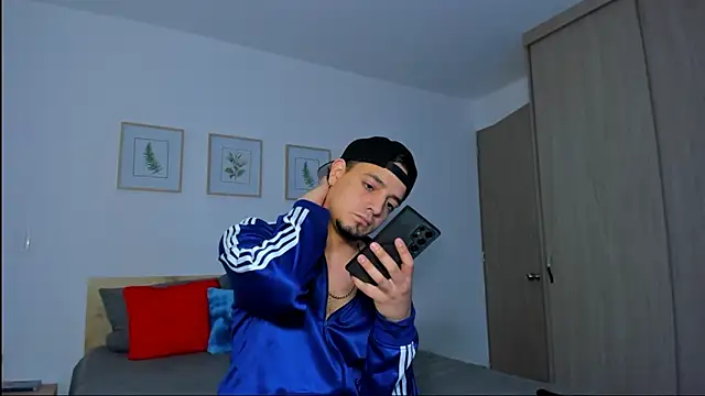 alejandro calderon1 online show from 12-02-25, 05:24