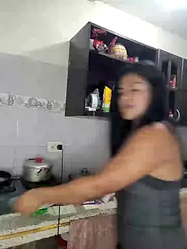 Snapshot of Hannah-grace chatting on 12-03-24, 01:32 Hannah-grace online show from 12-03-24, 01:32