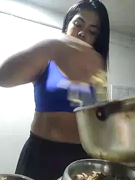 Snapshot of Hannah-grace chatting on 01-31-25, 12:51 Hannah-grace online show from 01-31-25, 12:51