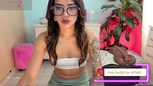 Snapshot of melisa_es chatting on 11-19-25, 12:38 melisa es online show from 11-19-25, 12:38