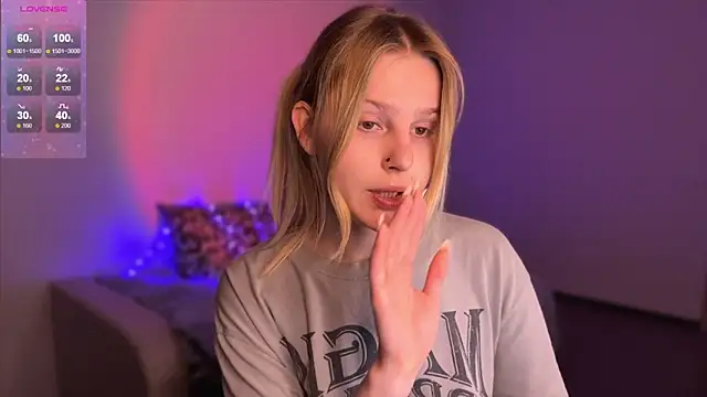 Chanel Gill online show from 01-22-25, 06:31