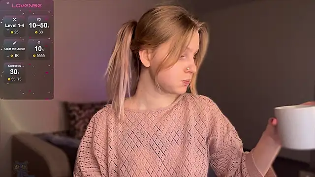 Chanel Gill online show from 02-15-25, 07:39