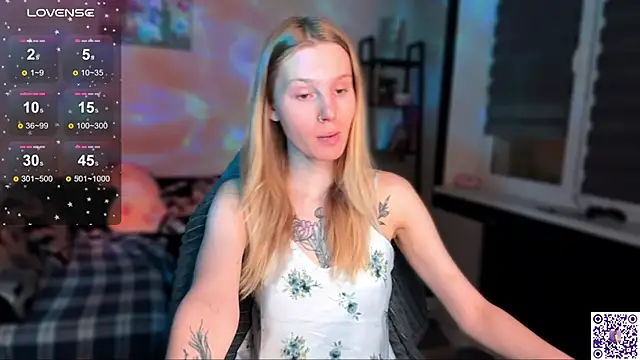 Chanel Gill online show from 11-04-25, 04:28