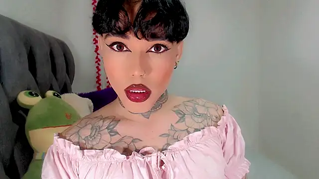 little star porn online show from 11-15-25, 08:27