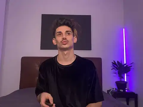 DanielCrush1 online show from 01-08-25, 10:37