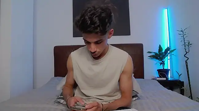 DanielCrush1 online show from 03-19-25, 04:45