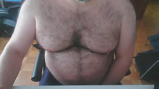 Snapshot of mikeyhotbear chatting on 02-10-25, 04:58 mikeyhotbear online show from 02-10-25, 04:58