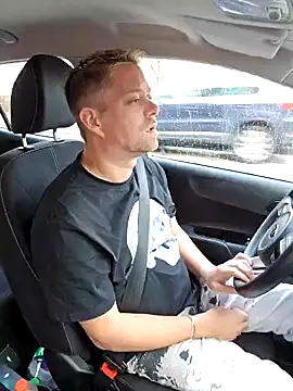 Trucker Hunter online show from 01-26-25, 09:40