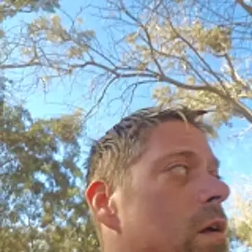 Trucker Hunter online show from 10-26-25, 03:51