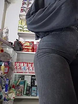 sammyqueenx21 online show from 03-01-25, 08:56