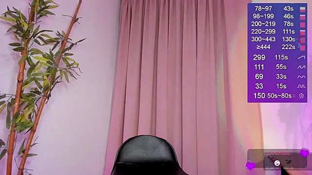 Snapshot of Bella-White chatting on 10-19-25, 02:29 Bella-White online show from 10-19-25, 02:29