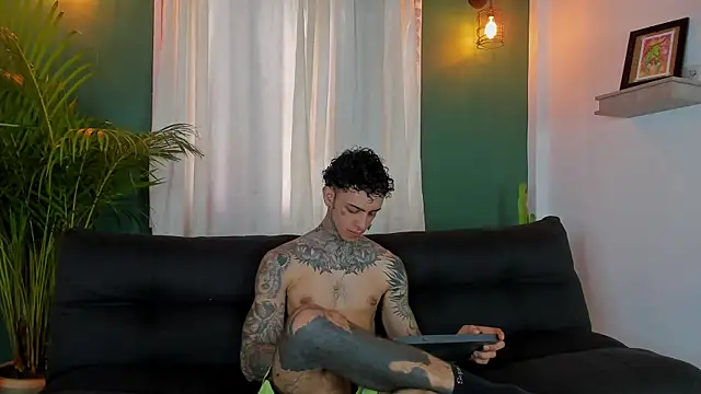 Aron ford online show from 10-30-25, 02:40