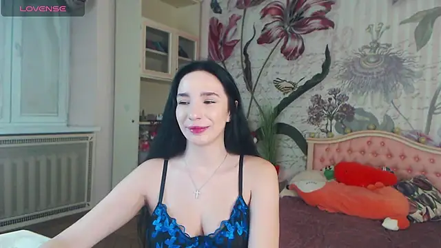 AliciaBow online show from 12-23-24, 02:07