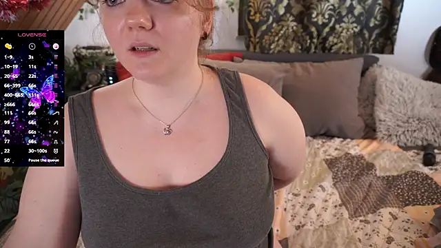 Snapshot of TessaWinter chatting on 01-06-25, 06:10 TessaWinter online show from 01-06-25, 06:10